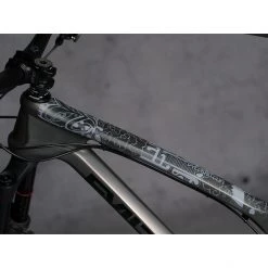 Dyedbro Transmission Aotearoa Kit De Protection De Cadre, Transparent/blanc